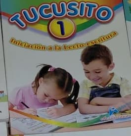 Foto real de Tucusito 1