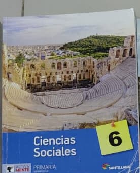 Foto real de Ciencias Sociales 6